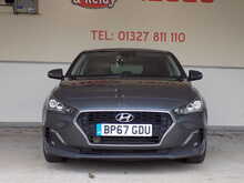 Hyundai i30 FASTBACK