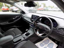 Hyundai i30 FASTBACK