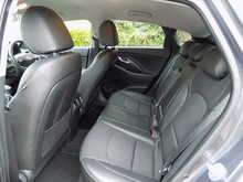 Hyundai i30 FASTBACK