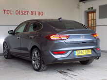 Hyundai i30 FASTBACK