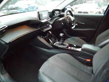 Peugeot 208 PureTech Allure Premium