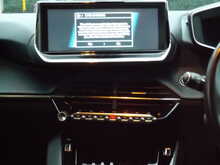 Peugeot 208 PureTech Allure Premium