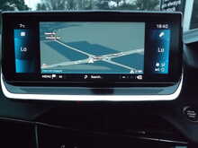 Peugeot 208 PureTech Allure Premium