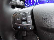 Ford Focus T EcoBoost MHEV Titanium Vignale