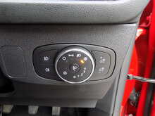 Ford Focus T EcoBoost MHEV Titanium Vignale