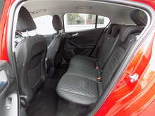 Ford Focus T EcoBoost MHEV Titanium Vignale