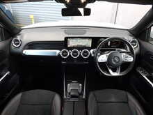 Mercedes-Benz GLB GLB200 AMG Line