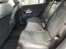 Mercedes-Benz GLB GLB200 AMG Line