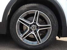 Mercedes-Benz GLB GLB200 AMG Line