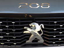 Peugeot 208 PureTech GT