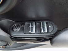 MINI Hatch Cooper Seven
