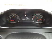 Peugeot 208 PureTech Active Premium