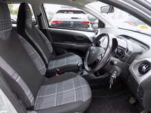 Peugeot 108 Active Automatic
