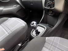 Peugeot 108 Active Automatic