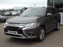 Mitsubishi Outlander PHEV TwinMotor Dynamic