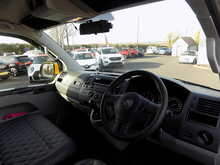 Volkswagen Transporter TDI T28 Startline