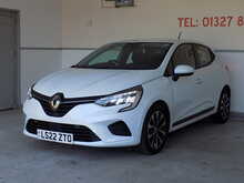 Renault Clio TCe Iconic Edition