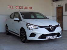 Renault Clio TCe Iconic Edition