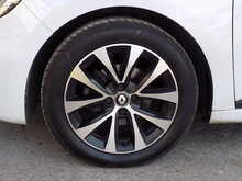 Renault Clio TCe Iconic Edition