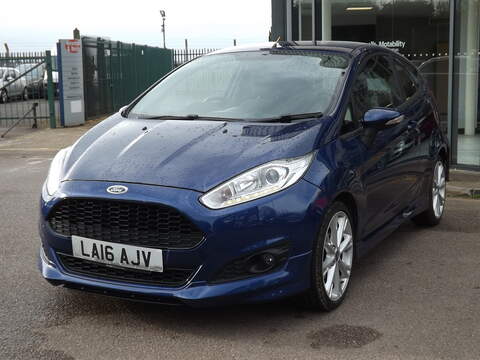 1.0T EcoBoost Zetec S Hatchback 3dr Petrol Manual Euro 6 (s/s) (125 ps)