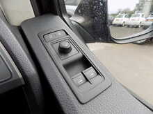 Volkswagen Transporter Shuttle TDI BlueMotion Tech SE
