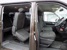 Volkswagen Transporter Shuttle TDI BlueMotion Tech SE