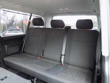 Volkswagen Transporter Shuttle TDI BlueMotion Tech SE