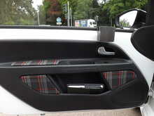 Volkswagen up! TSI up! GTI 