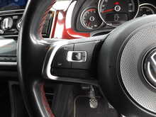 Volkswagen up! TSI up! GTI 