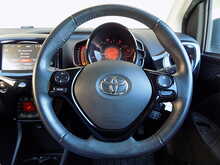 Toyota AYGO VVT-i x-press