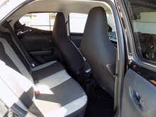 Toyota AYGO VVT-i x-press