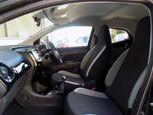 Toyota AYGO VVT-i x-press