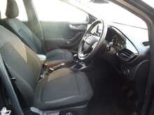 Ford Puma T EcoBoost MHEV Titanium