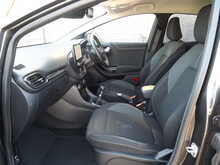 Ford Puma T EcoBoost MHEV Titanium