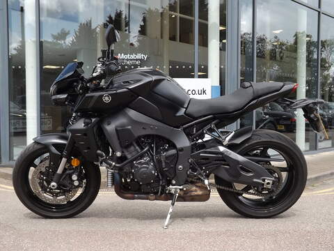 1.0 Naked Manual Petrol