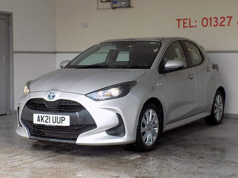 1.5 VVT-h Icon Hatchback 5dr Petrol Hybrid E-CVT Euro 6 (s/s) (116 ps)