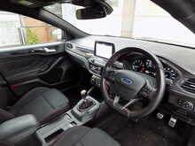 Ford Focus T EcoBoost ST-Line