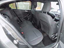 Ford Focus T EcoBoost ST-Line