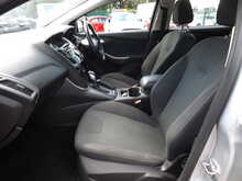 Ford Focus Titanium Navigator