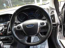Ford Focus Titanium Navigator