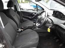 Peugeot 208 PureTech Tech Edition