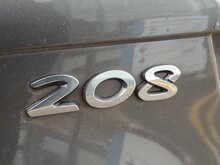 Peugeot 208 PureTech Tech Edition
