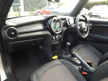 MINI Convertible Cooper Classic