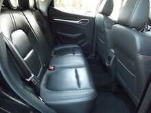 MG MG ZS T-GDI Exclusive