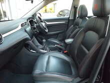 MG MG ZS T-GDI Exclusive