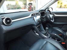 MG MG ZS T-GDI Exclusive