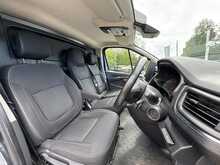 Renault Trafic dCi Blue SL28 Sport+