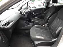 Peugeot 208 VTi Active