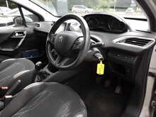 Peugeot 208 VTi Active