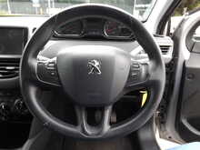 Peugeot 208 VTi Active